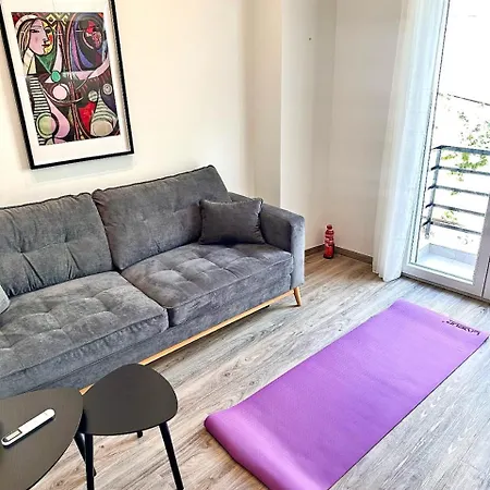 Private Urban 1Br, 250M From Petralona Metro-2